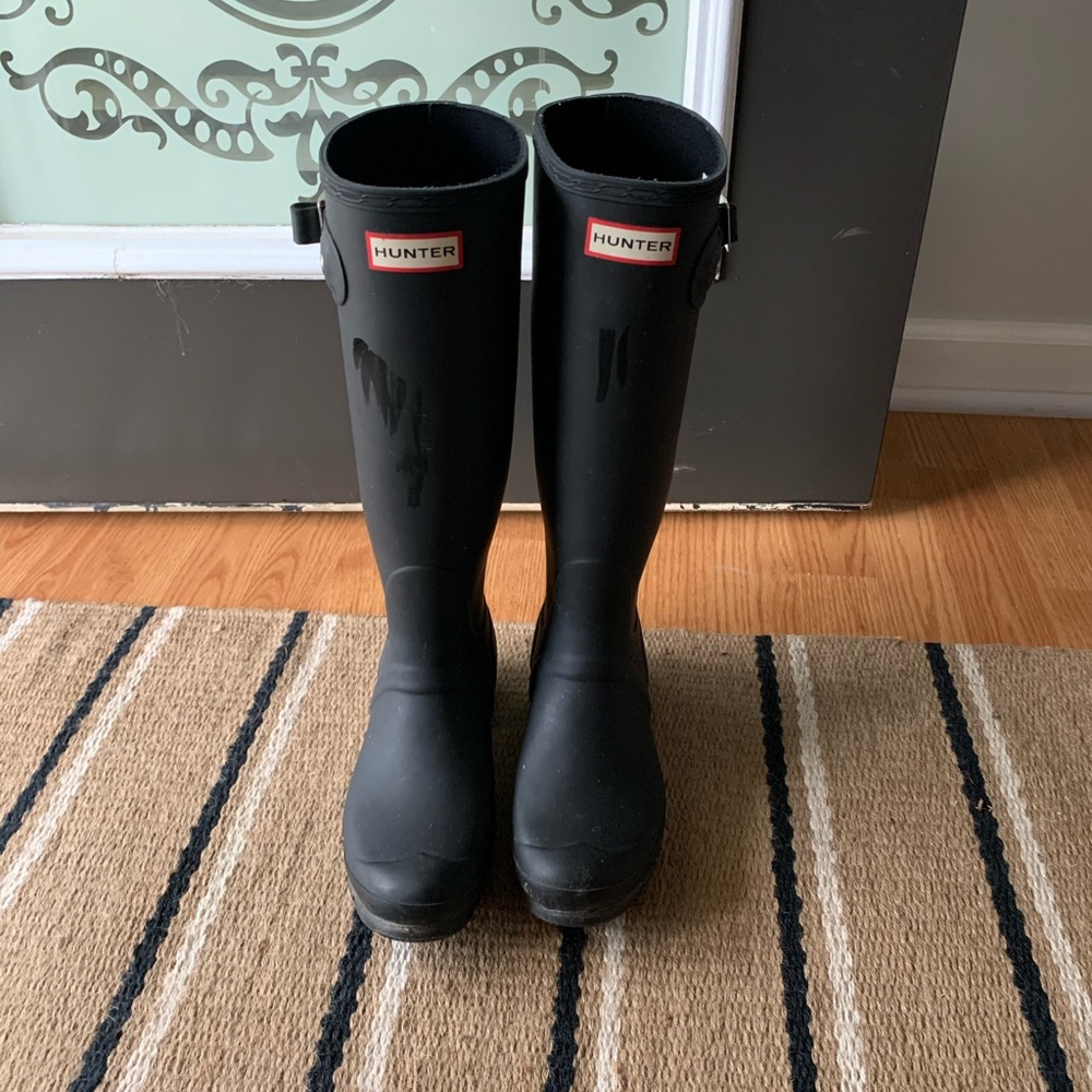 Hunter boots. Size 7 . Excellent condition!